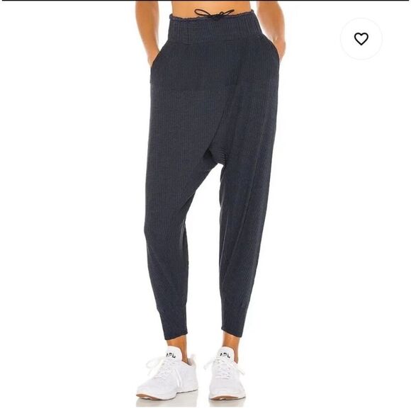 X FP Movement Can't Handle This Harem in Deepest Navy size large - Picture 4 of 7